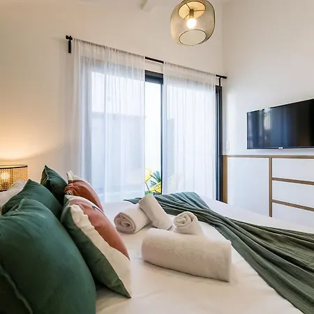 ヴィラ Bloomy Keyweek Amazing Townhouse Close To Cote Des Basques Beach *